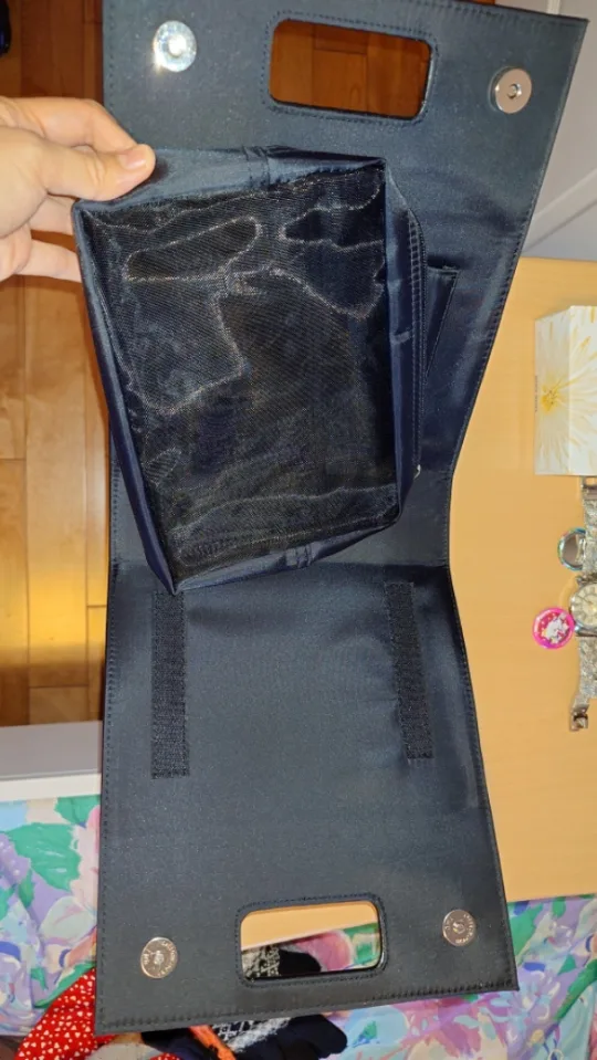 3 Makeup Bags image indicator(3)