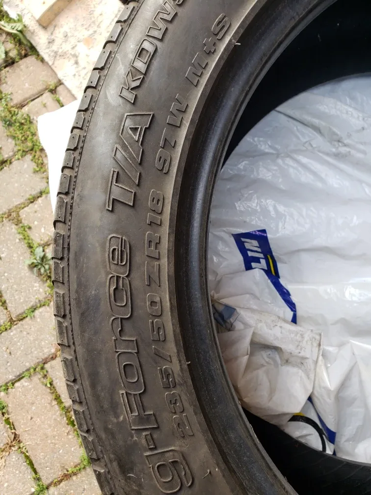 Aluminum Mercedes Benz 18 Inch  Wheel and Tire image indicator(2)