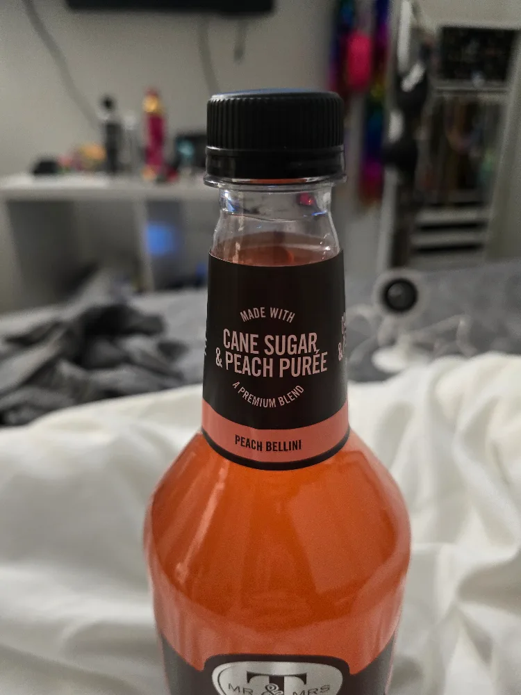 Mr. & Mrs. T's Peach Bellini Non-Alcoholic Mix image indicator(2)