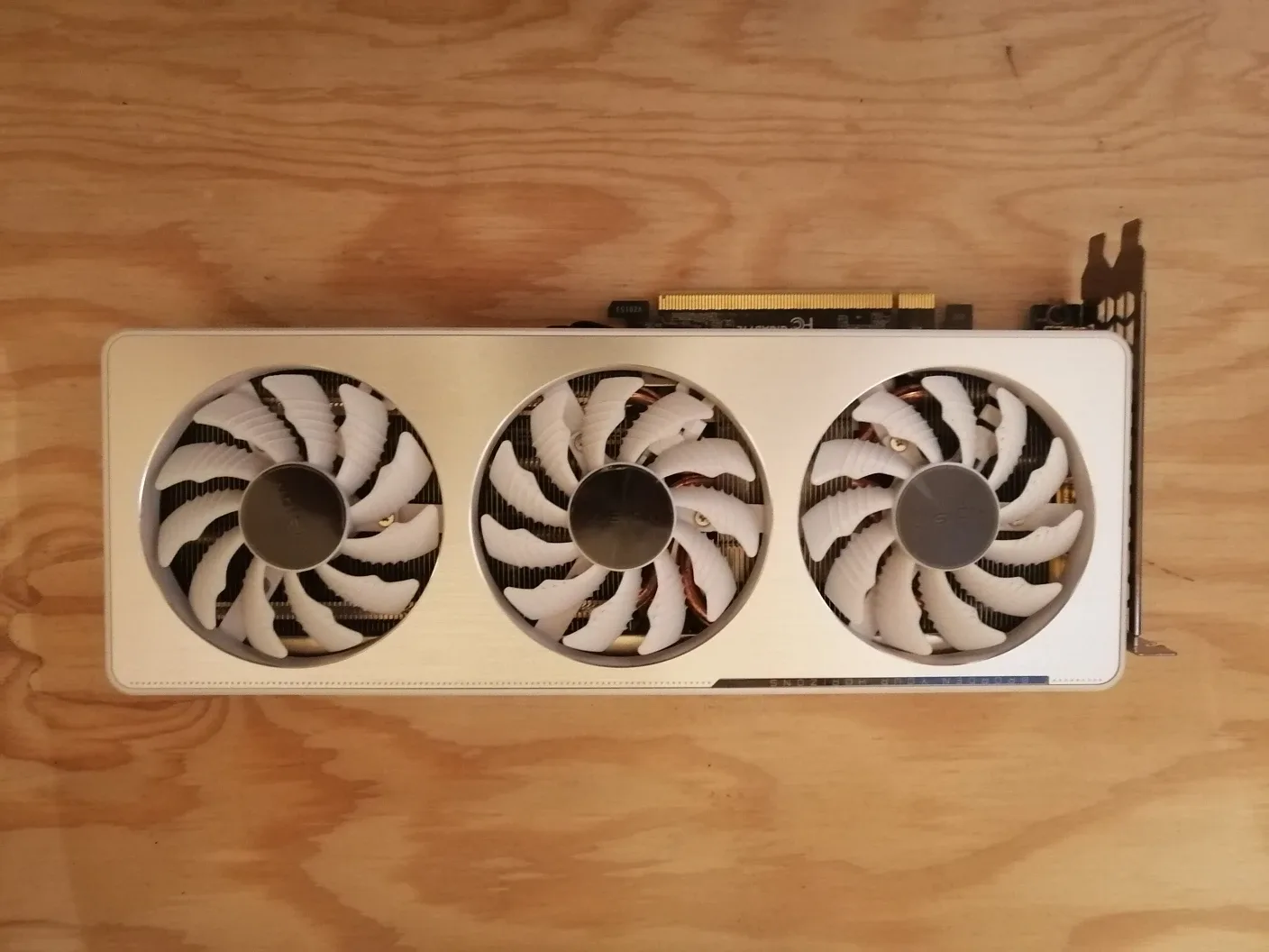 Gigabyte GeForce RTX 3060 Ti Vision OC 8G Graphics Card thumbnail