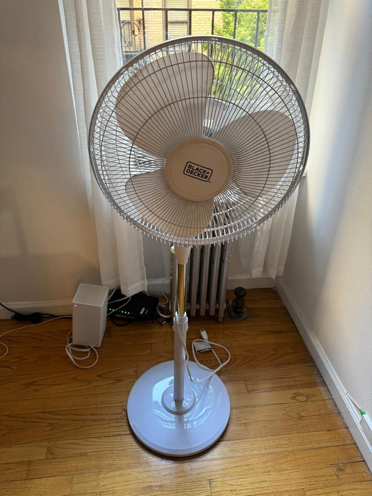 Black & Decker Stand Fan