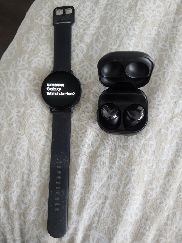 Samsung Galaxy Watch Active 2 & Galaxy Buds - photo 3