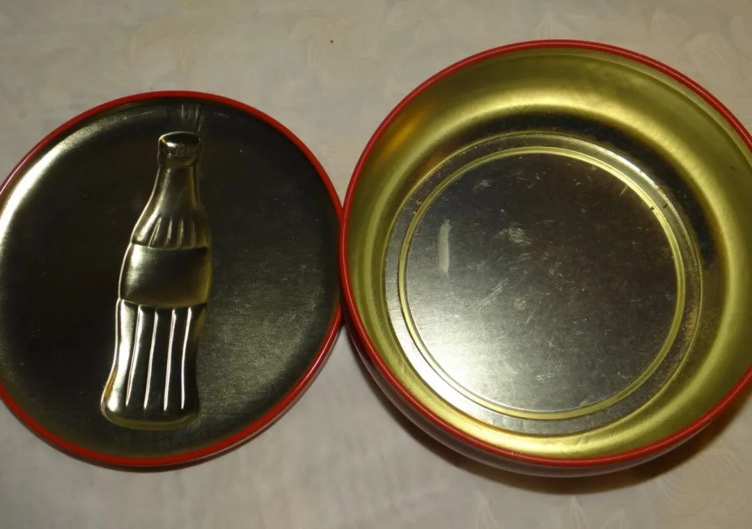 Vintage Coca-Cola Tin #freecycle image indicator(4)