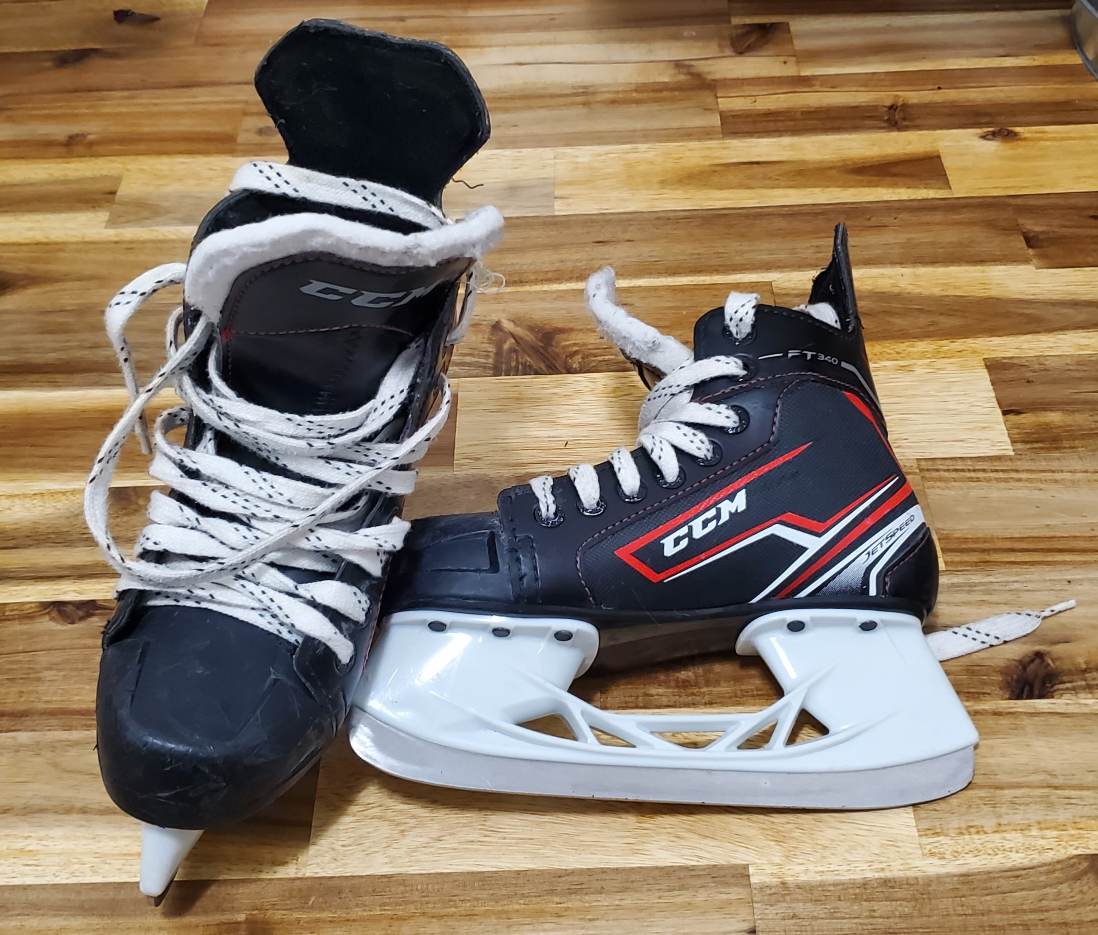 CCM Hockey Skates Size 1 - photo 2