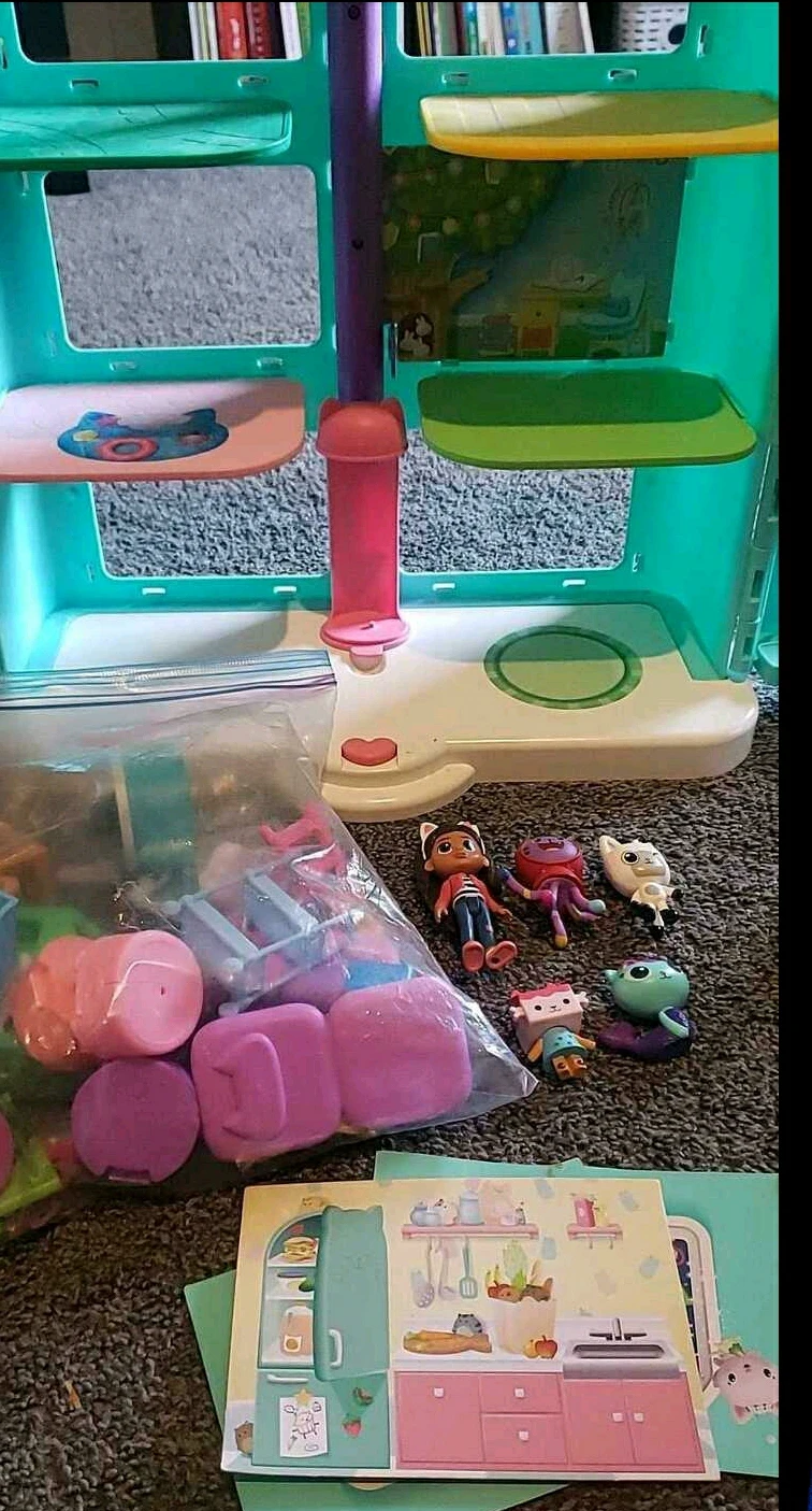 Gabby's dollhouse with 2 rooms - photo 2