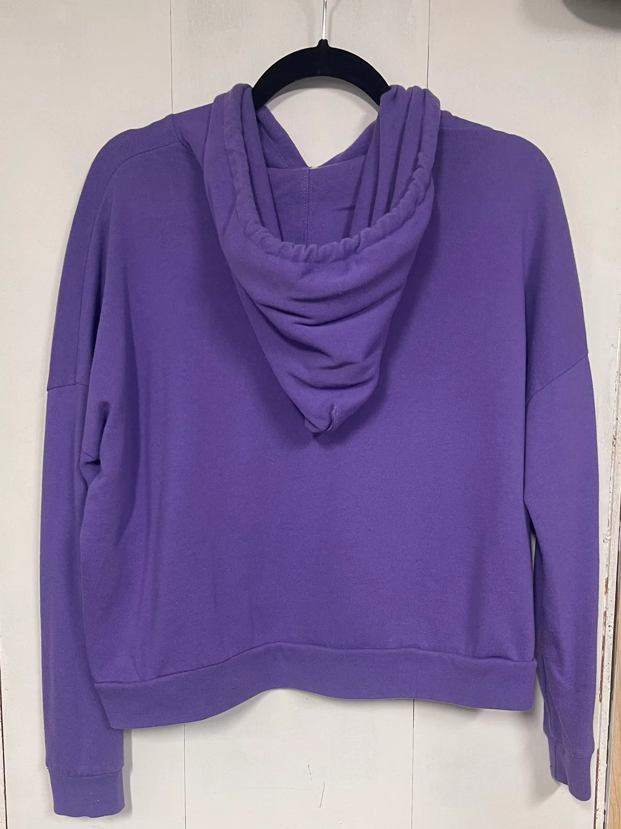 Levi's Purple Cropped Hoodie image indicator(2)