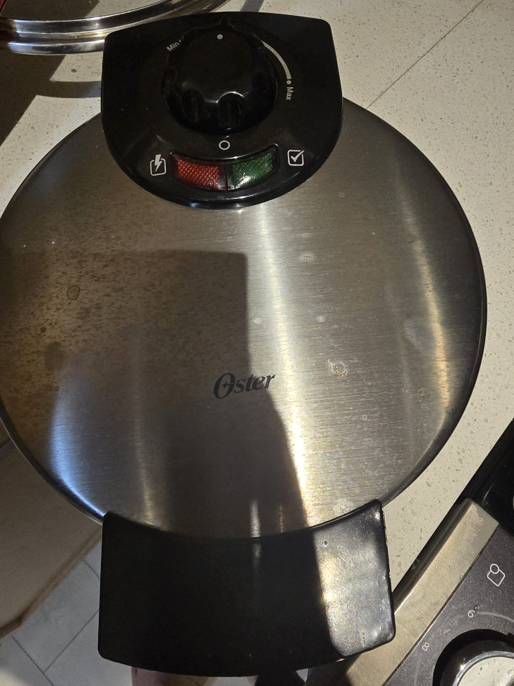 Oster Belgian Waffle Maker - photo 3