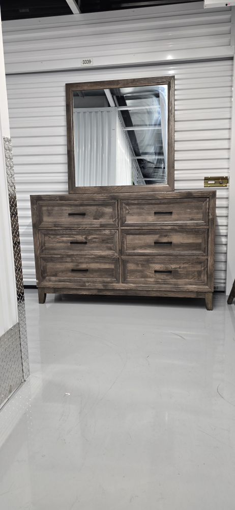 Queen Size Bedroom Set with Dresser and Mirror - photo 3