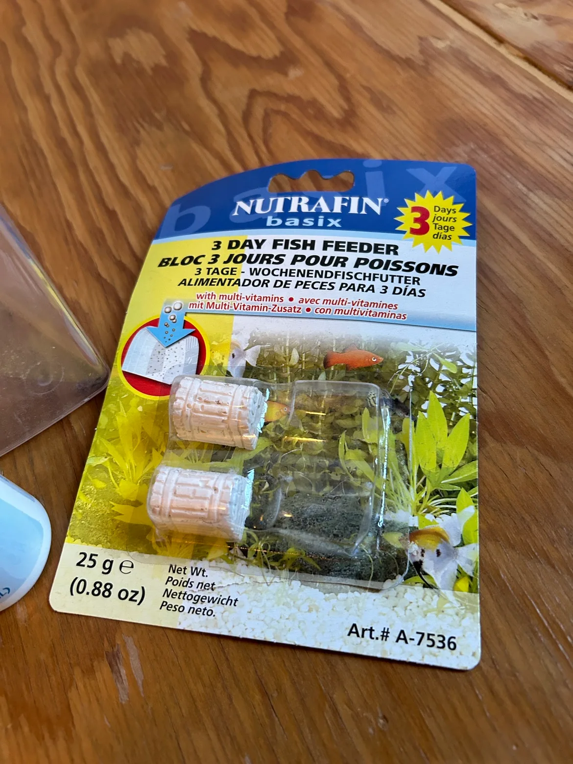 Goldfish Tank Starter Kit image indicator(2)