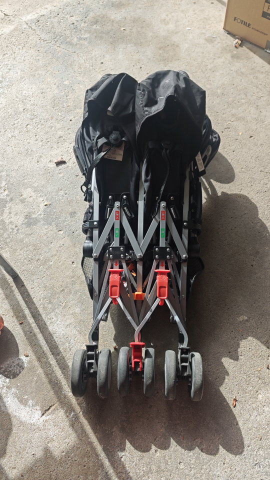Maclaren Double Stroller - photo 2
