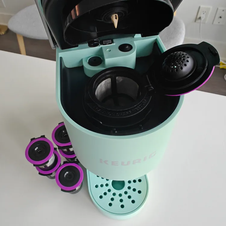 Keurig K-Mini K-Pod Coffee Maker image indicator(2)