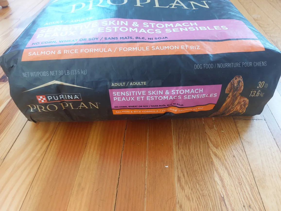 30lb Bag of Dog Food: Purina Pro Plan Sensitive Skin & Stomach image indicator(3)