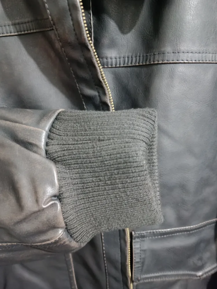 Van Heusen Men's Shell Leather Jacket Size XL image indicator(6)