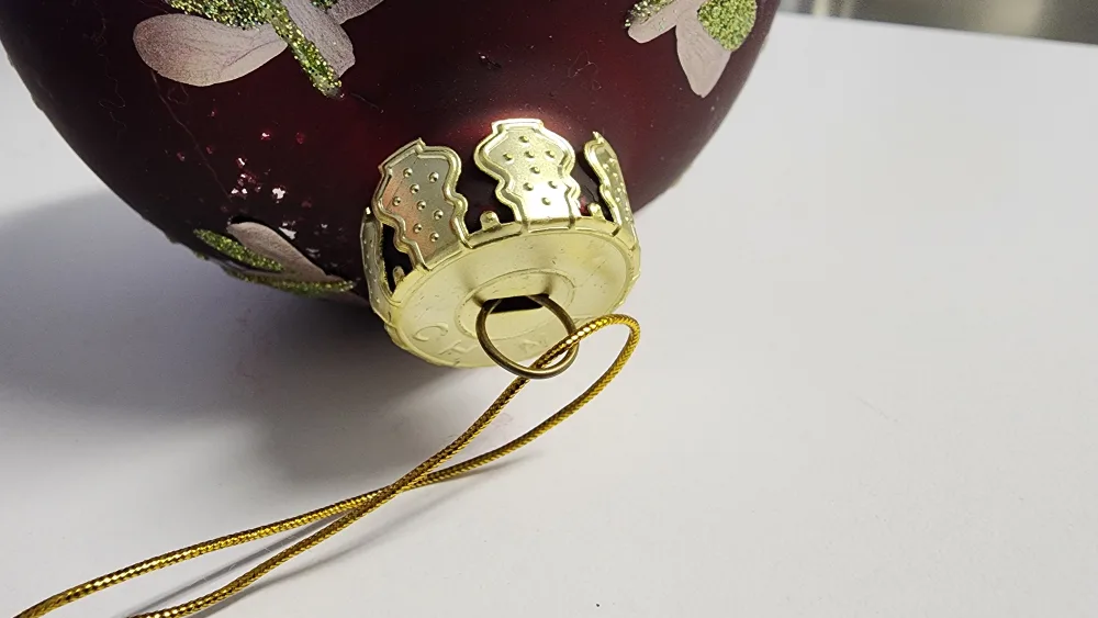 Set of 2 Vintage Red Christmas Ornaments - Large 4" image indicator(3)