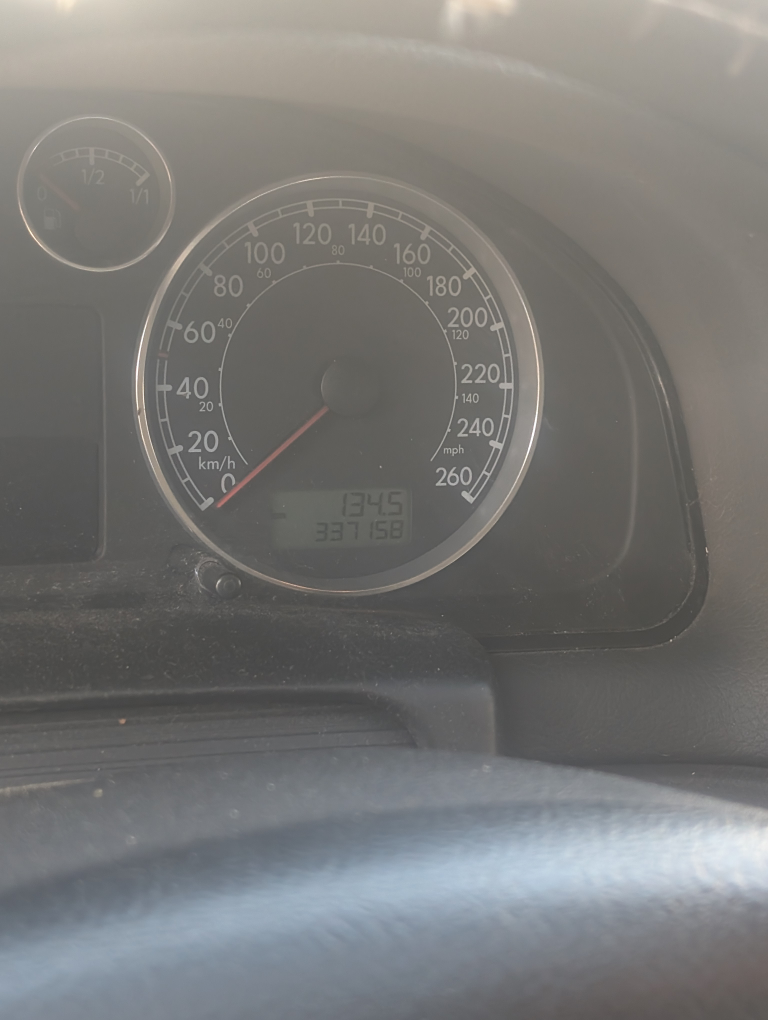 2004 Volkswagen Passat Wagon for parts or repairs - photo 4