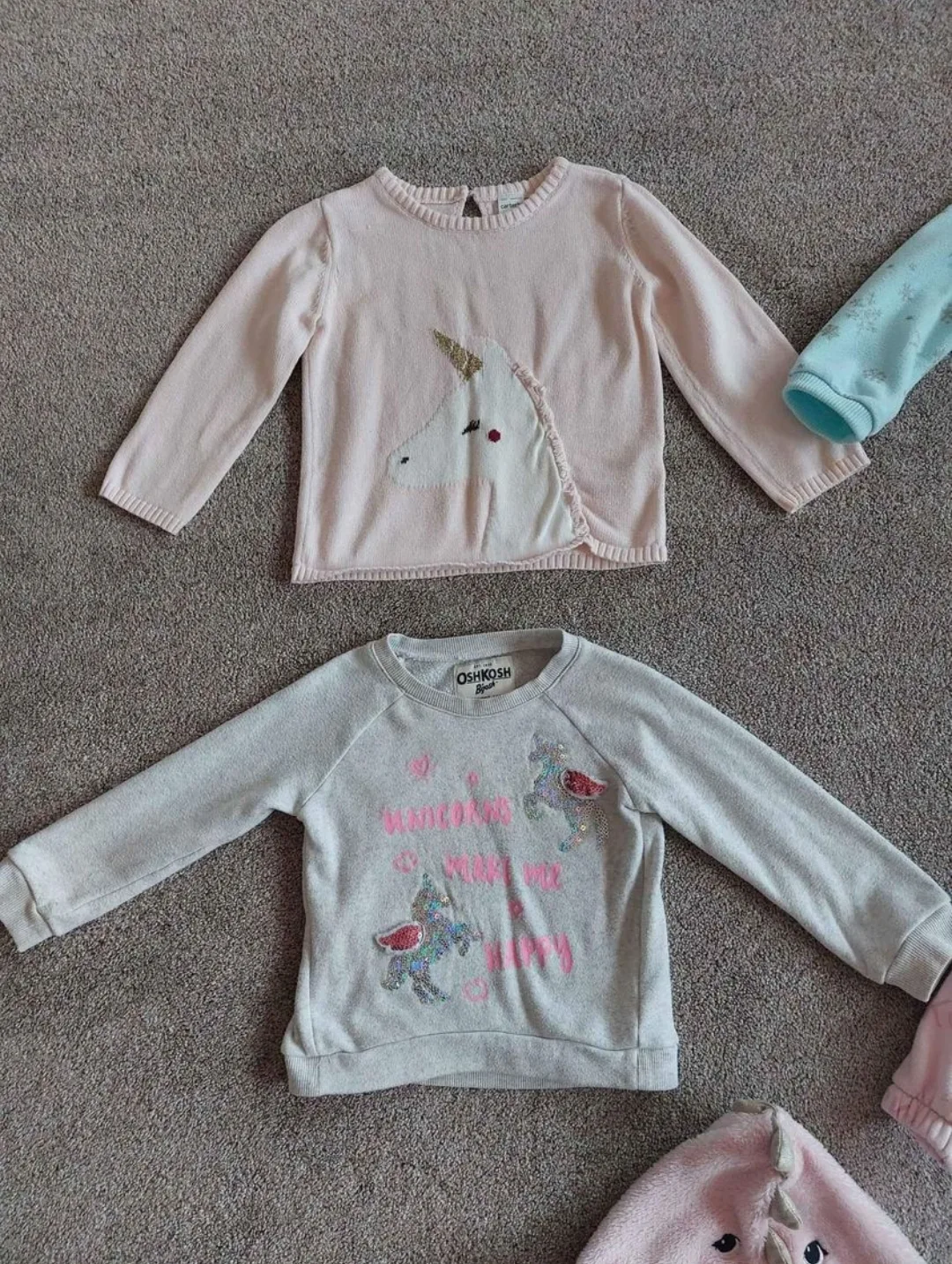 girls sweaters / hoodie size 2t image indicator(2)
