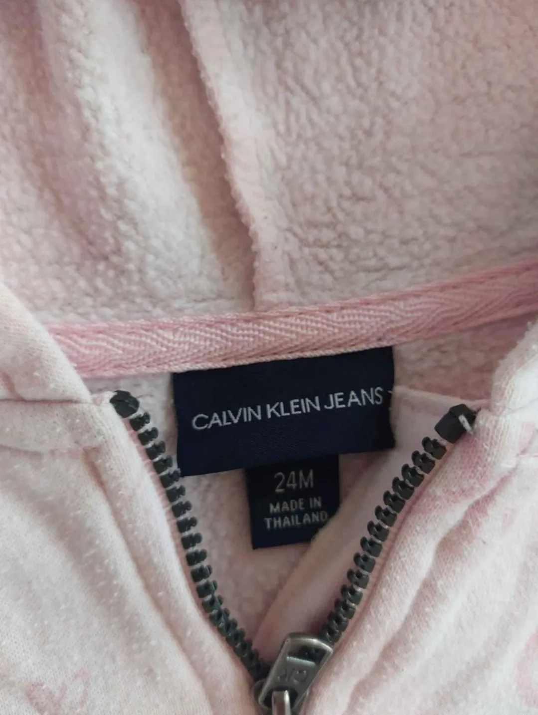 girls sweaters / hoodie size 2t image indicator(7)