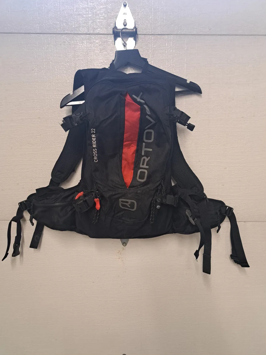 Snowmobile Ortovox Backpacks, Shovels & Probes image indicator(9)