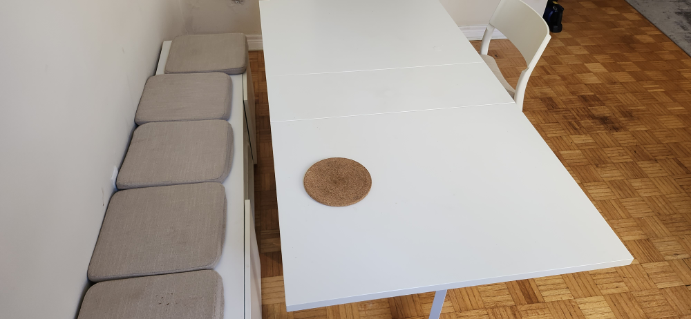 White Extending Table and Chairs very high quality and durable - photo 2