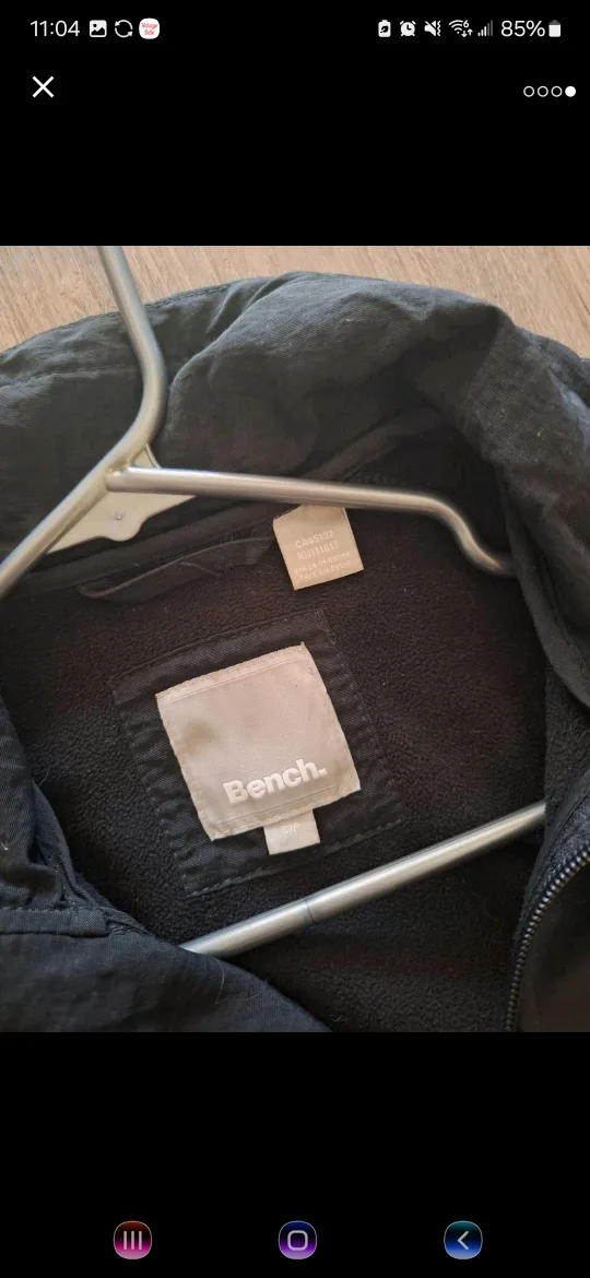 Bench. Black Jacket image indicator(4)