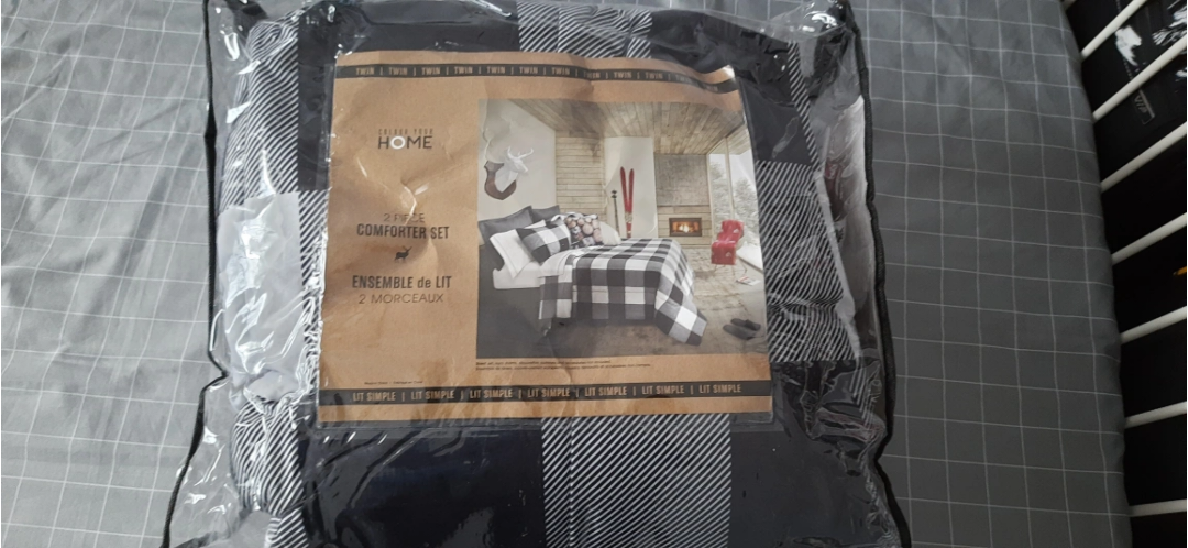 queen Comforter Set - Black and White Plaid