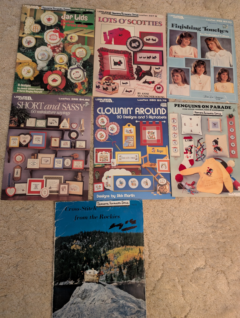 Set 18 -  Seven Leisure Arts Cross-Stitch Pattern Books