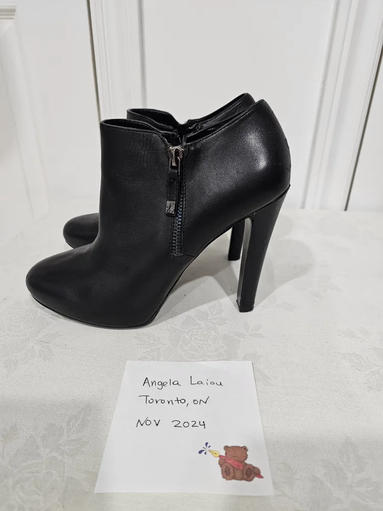 Nine West Black Ankle Boots image indicator(2)