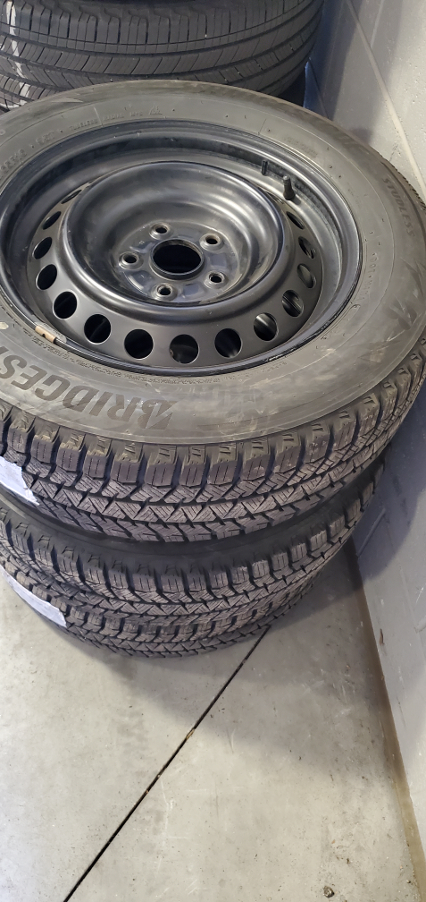 Bridgestone Blizzak WS90 Winter Tires (Set of 4) 205/65R16 - photo 4