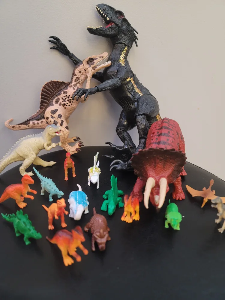 Dinosaur Toys Lot thumbnail