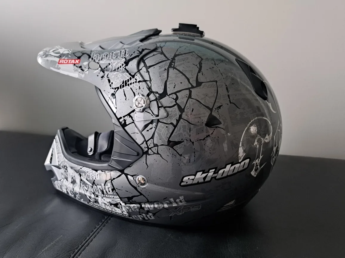 Snowmobile Helmets image indicator(7)