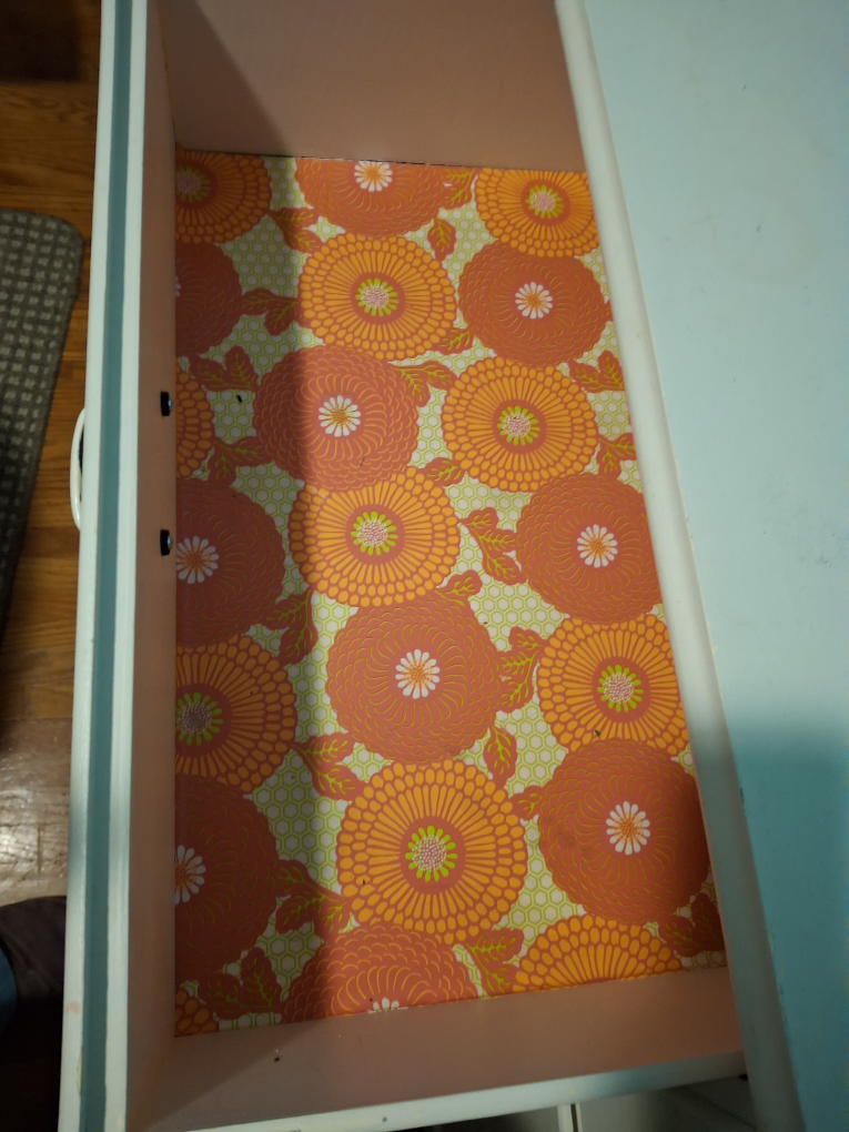 White 6 Drawer Dresser - photo 2