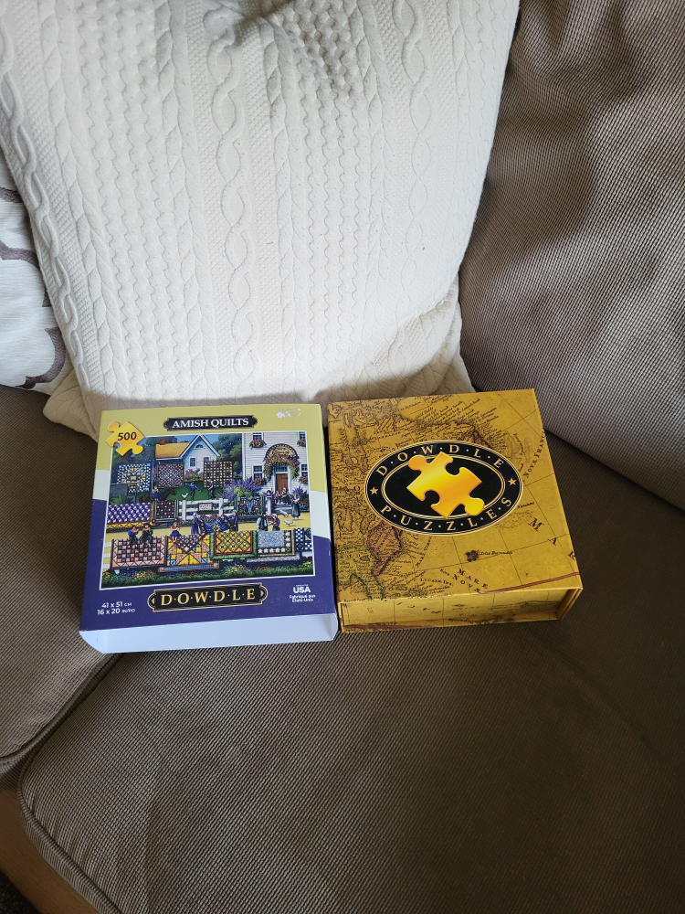 Two Dowdle Puzzles - Skagway and Amish Quilts - photo 5