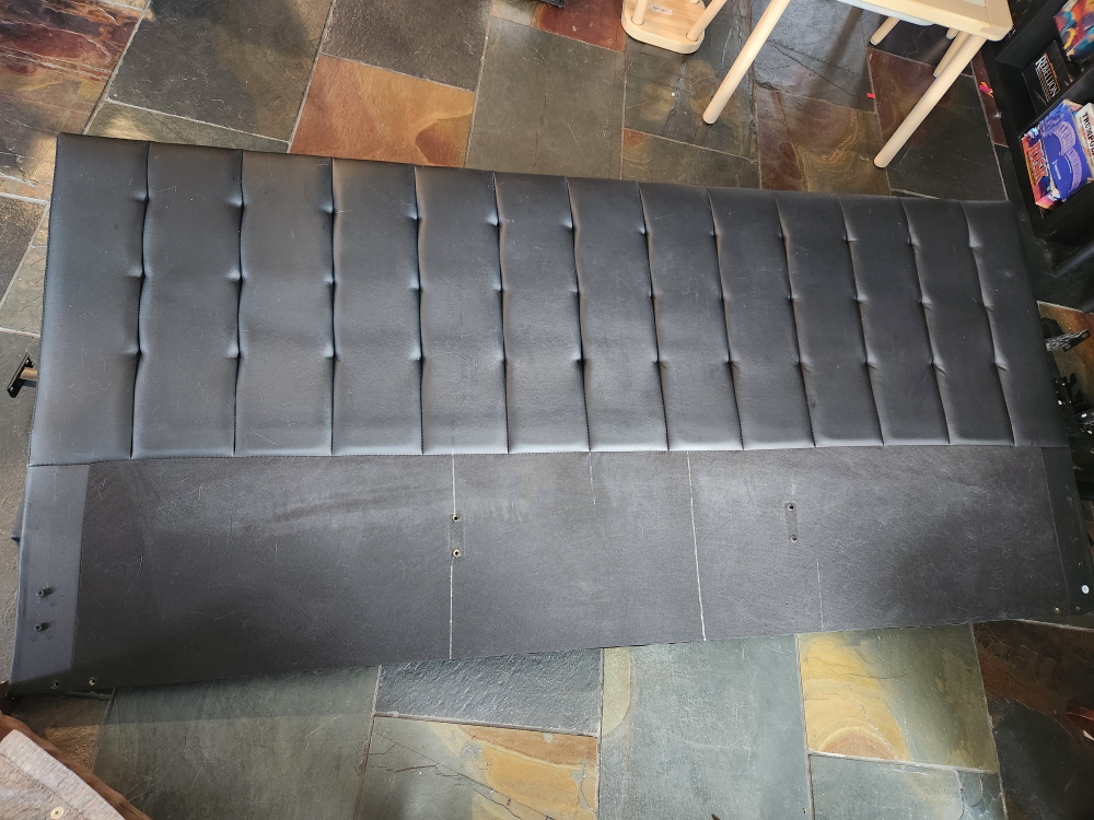 Wade Logan Upholstered Bed King (no box spring needed) - photo 4