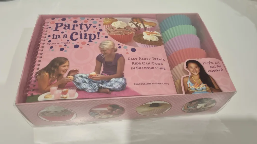 Cupcake Stand & receipe booklet, Ferris wheel image indicator(4)