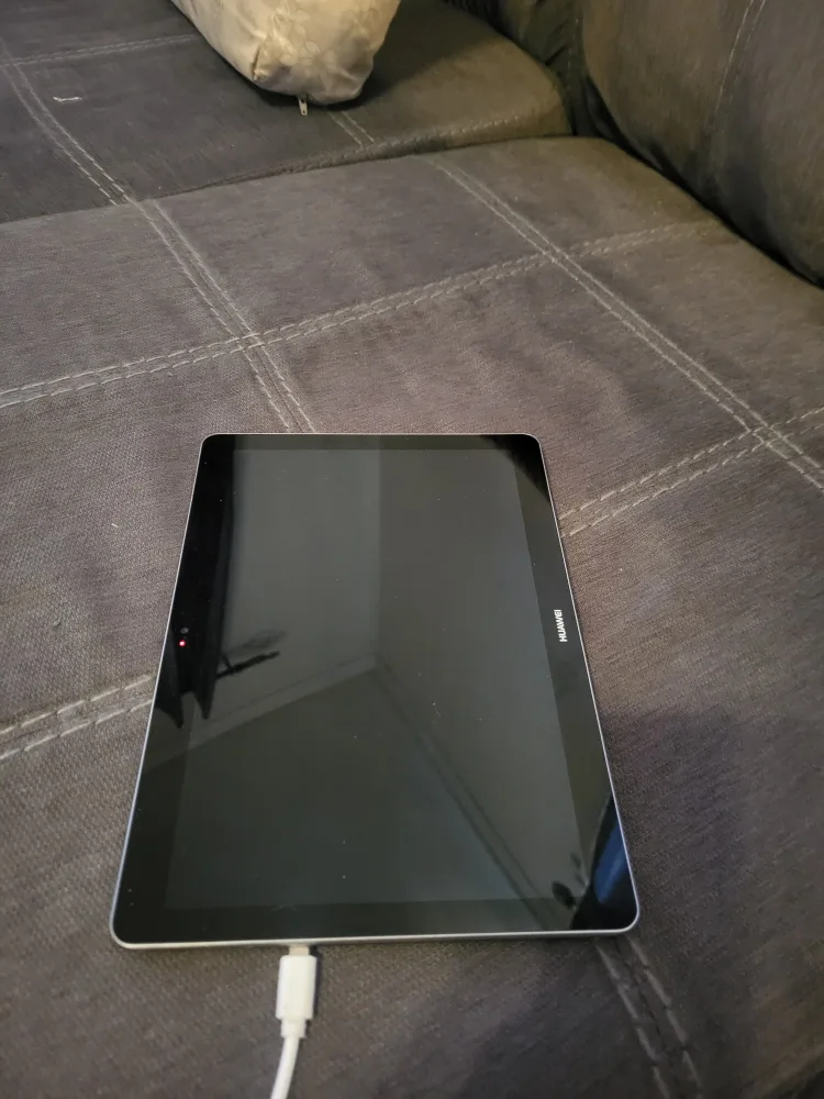 Huawei Tablet thumbnail