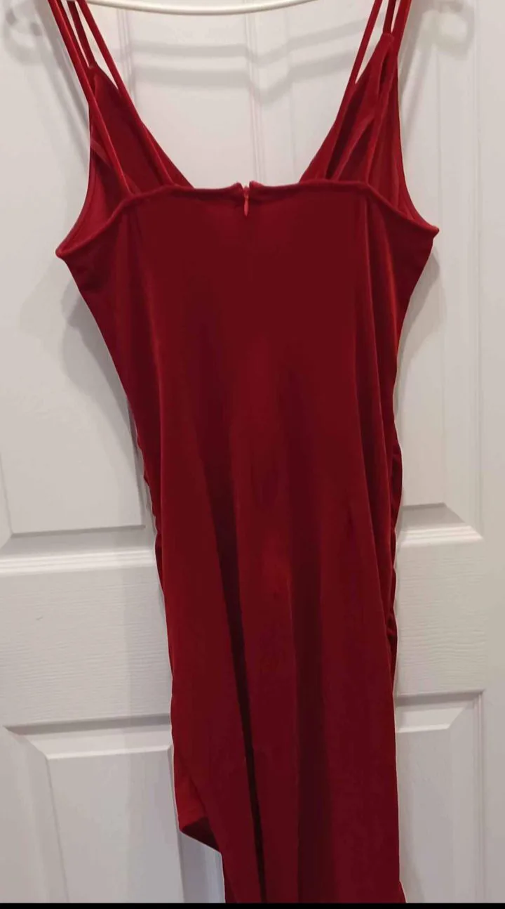 Grace Karin Red Velvet Dress image indicator(2)