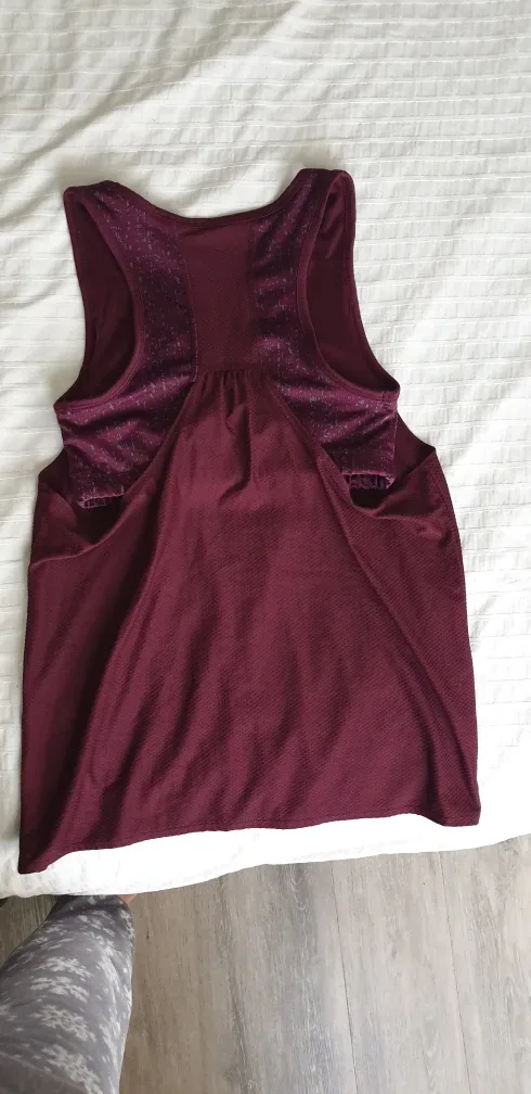 4 Joe Fresh Sports Bra and Tank Top Set image indicator(7)