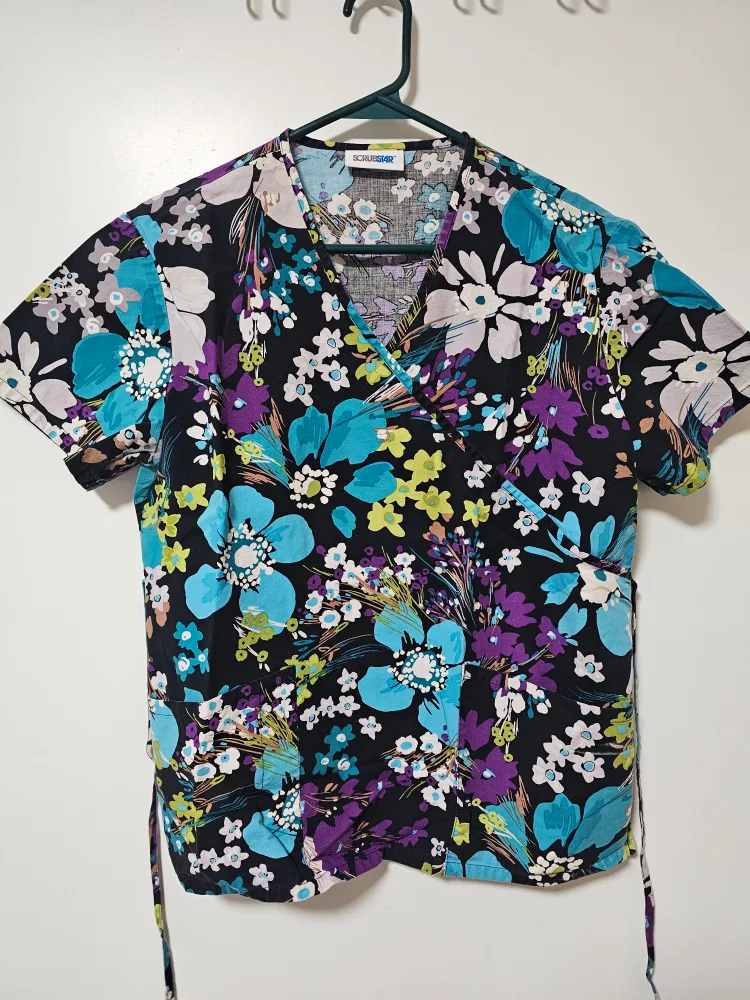 Scrub Top and Pants - Various Sizes and Styles image indicator(6)