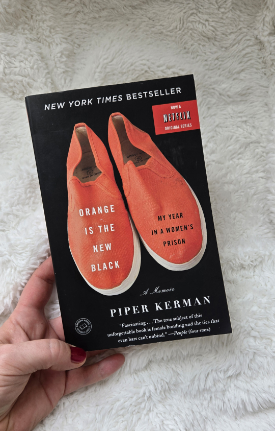 *"Orange is a New Black" - good condition!*