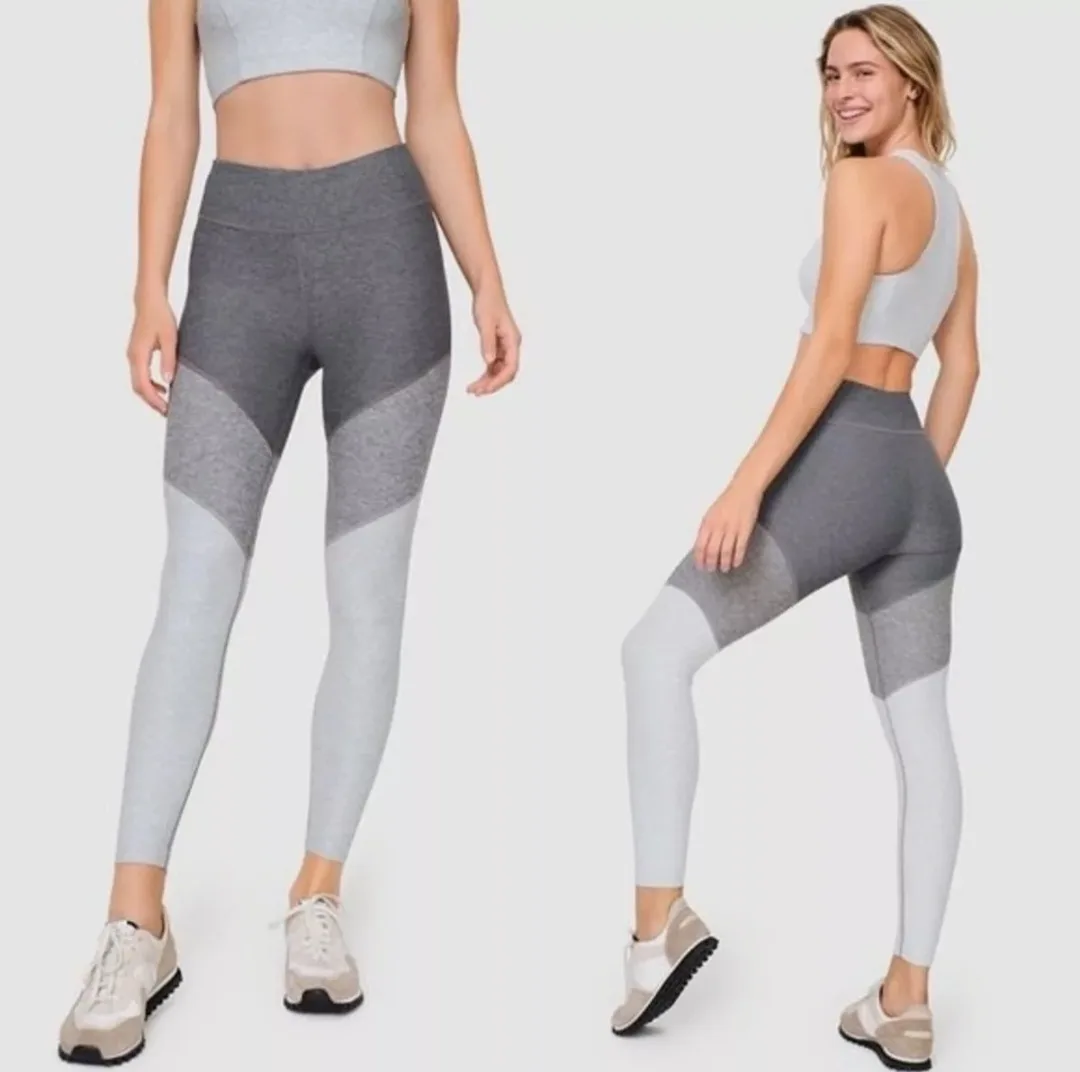 Outdoor Voices Leggings image indicator(2)