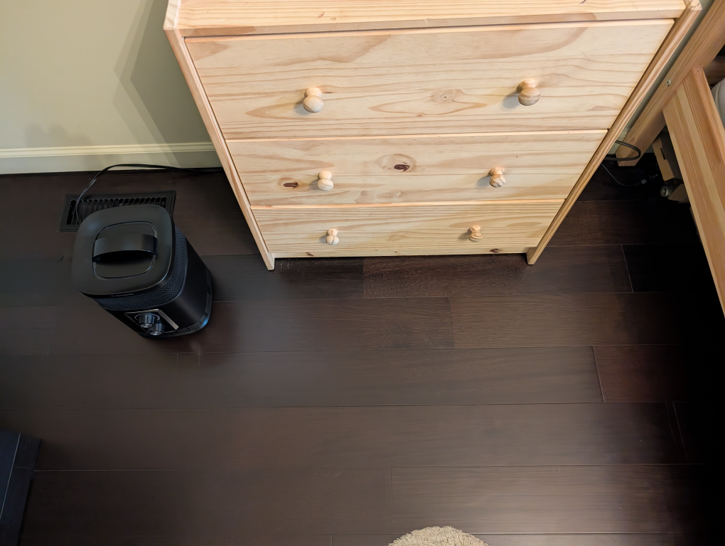 2x 3-Drawer Dresser (40 each) - photo 2