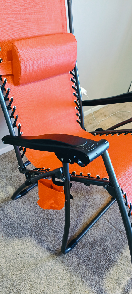 Zero Gravity Lounge Chair