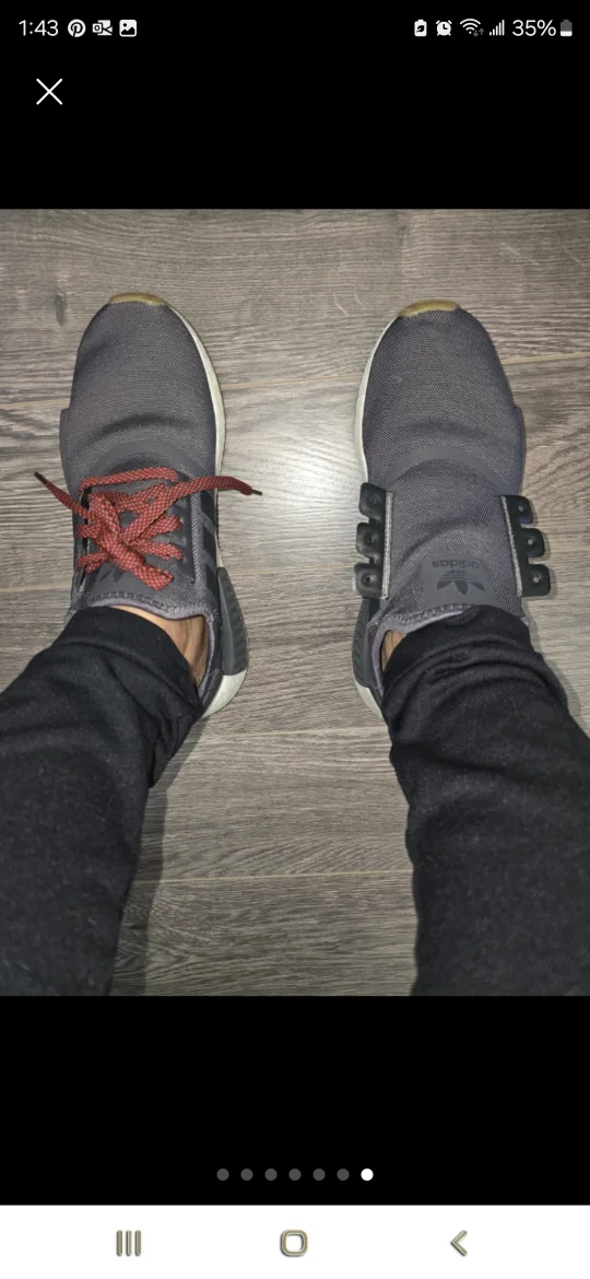 Adidas NMD R1 W image indicator(3)