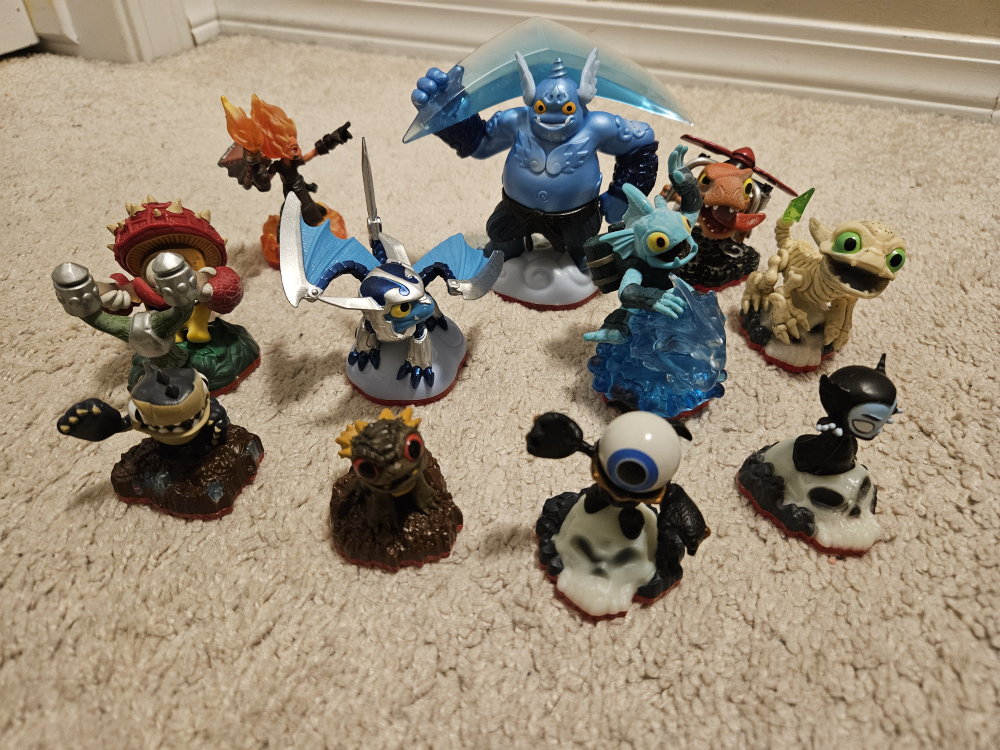 Skylanders Giants & Swap Force Figures Lot 🤎