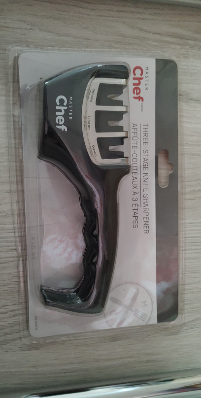 Master Chef Three-Stage Knife Sharpener - photo 2