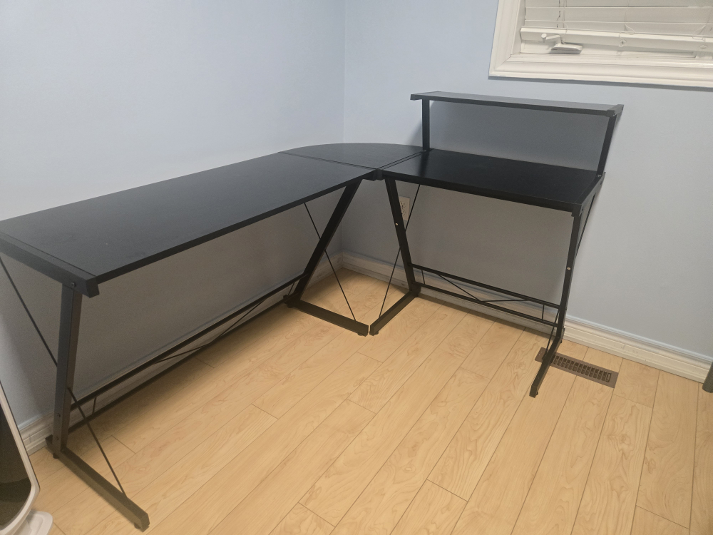 Corner computer  Desk