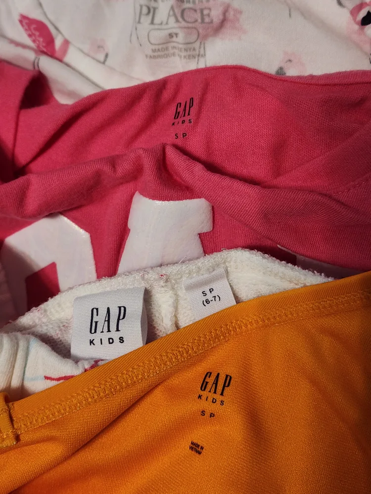 BRAND NEW- Girls Clothes Bundle- 4-6 years image indicator(2)