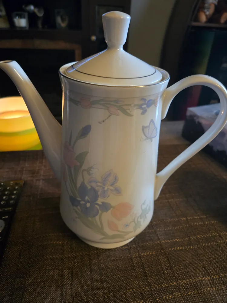French Flower Coffee Pot thumbnail