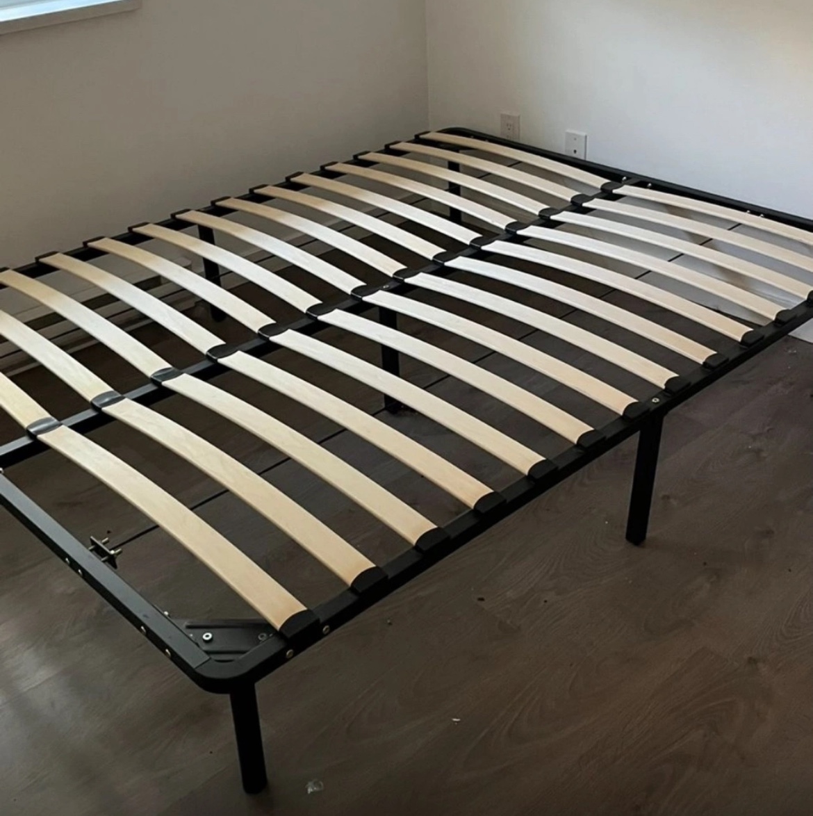 Queen Size Metal Bed Frame with Slats