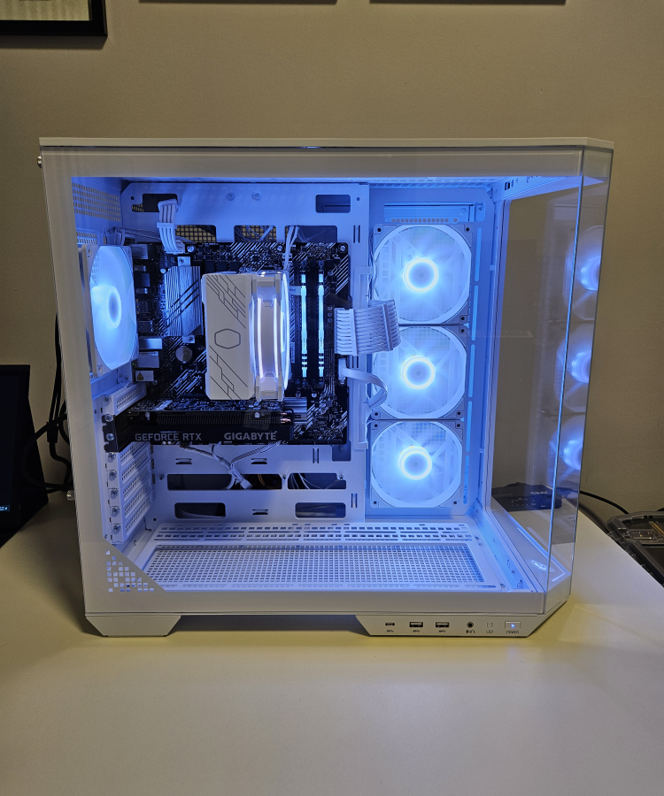 🎮 Custom White Budget Gaming PC – Snow Drift V2 🎮